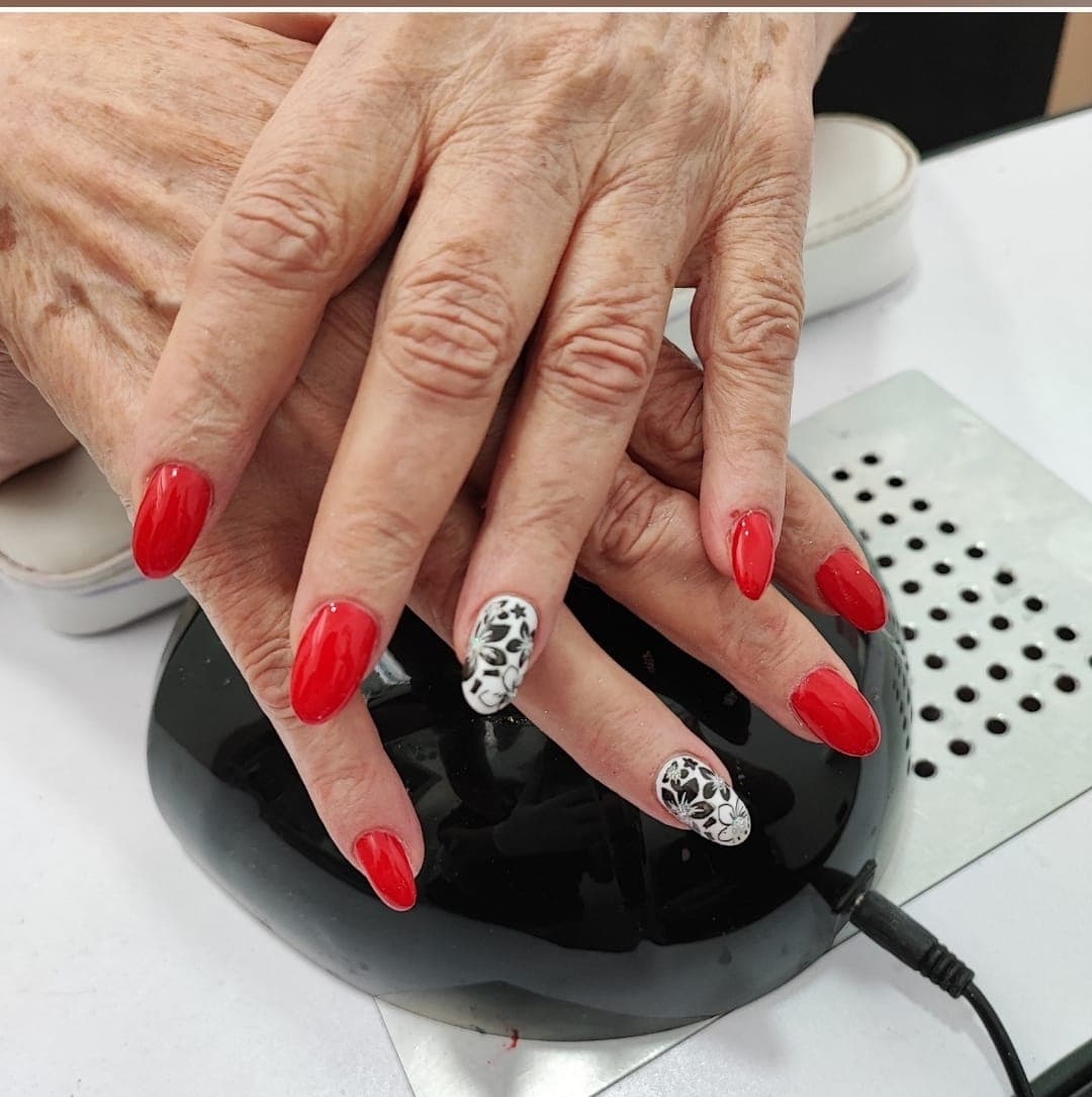 Colata in Gel e Semipermanente